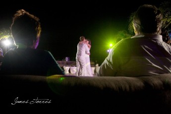 894944_600960639914849_1511075284_o