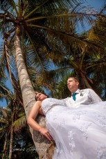 901441_602524326425147_427482888_o