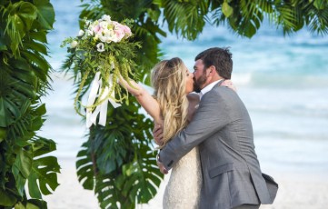 Jessica&BrianGreenShoes-115