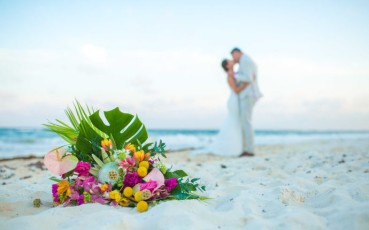 lisa-ryon-tulum-wedding-akiin-beach-club-04-80