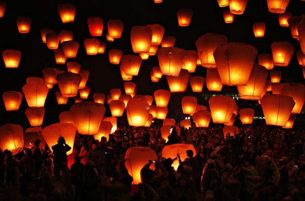 Chinese sky lanterns 